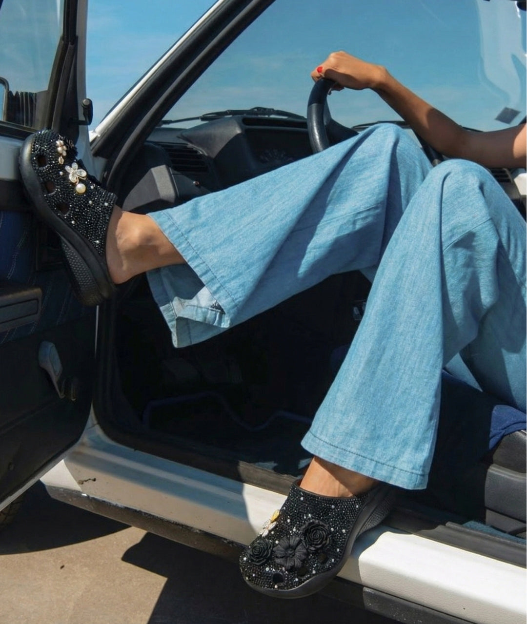 Blossom Aura Clogs